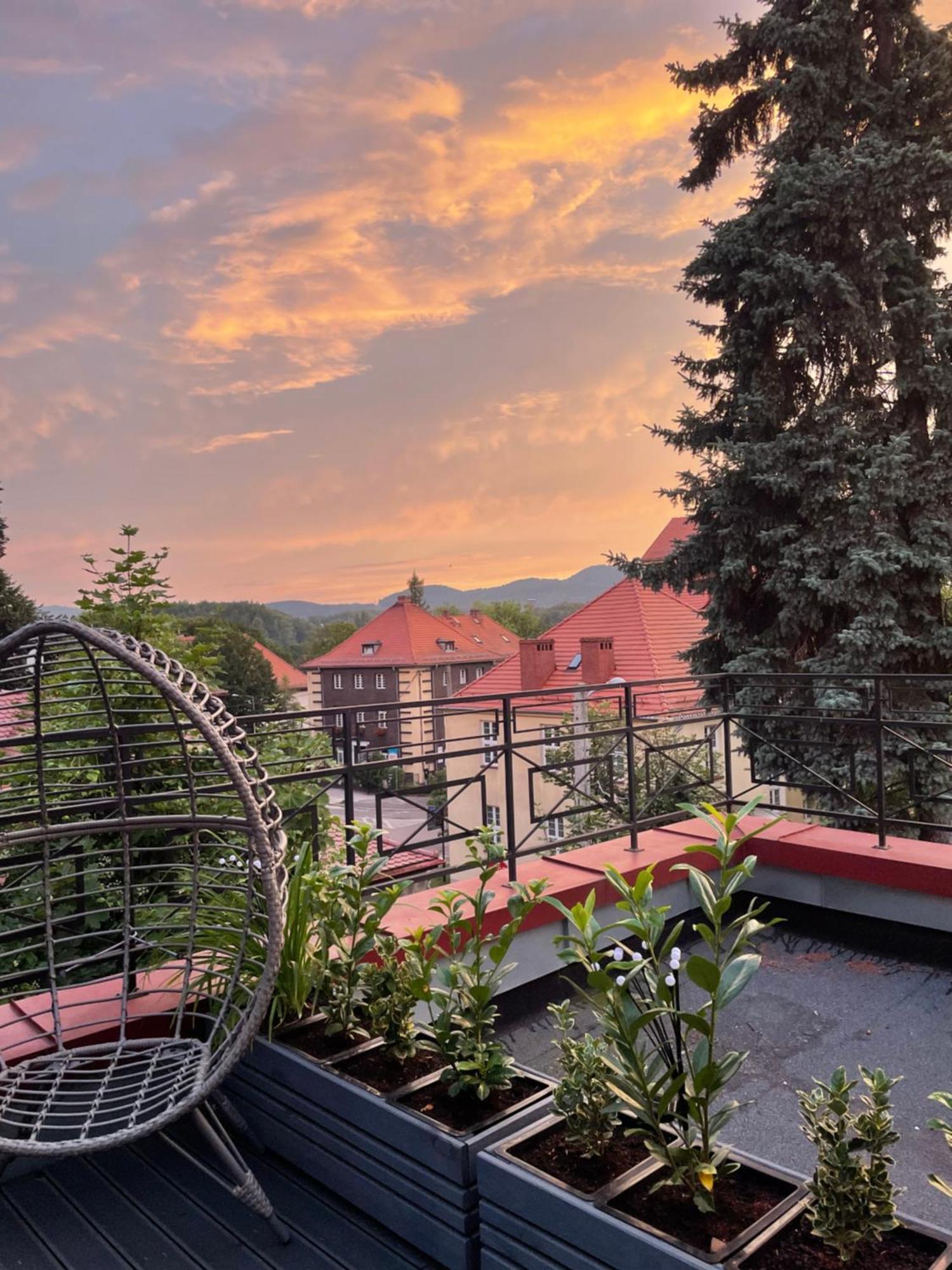 Szmaragdowa Sowa Apartment Walbrzych Luaran gambar